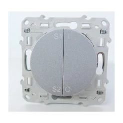 Commande De Groupe Pour Scenarios 4 Groupes 2 Fils Sans Neutre 230V PlusLink ODACE+ Schneider Electric S530563