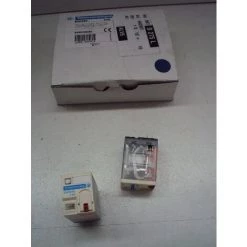 SCHNEIDER ELECTRIC SCHRXM4GB2B7 : Relais De Puissance Miniature ZELIO RXM 4CO Faible Niv 24V CA LED