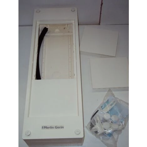 SCHNEIDER ELECTRIC Interface Pragma à Associer Avec Coffret 3 Rangées De 18 Modules 1 SCHNEIDER ELECTRIC Interface Pragma à Associer Avec Coffret 3 Rangées De 18 Modules