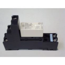 SCHNEIDER ELECTRIC Relais D'interface Enfichable Avec Embase 1rt 24Vac ZELIO RSB SCHNEIDER RSB1A120B7S