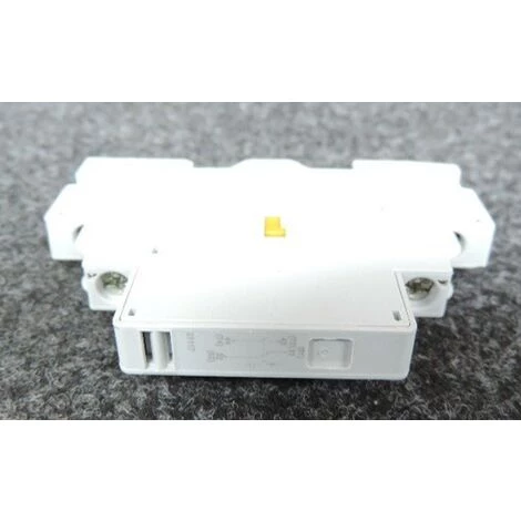 SCHNEIDER ELECTRIC Contact Auxiliaire 1O+1F 415V 2.2A P25M SCHNEIDER 21117 1 SCHNEIDER ELECTRIC Contact Auxiliaire 1O+1F 415V 2.2A P25M SCHNEIDER 21117
