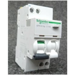 SCHNEIDER ELECTRIC Disjoncteur Différentiel 10A 1P+N Courbe C 6kA Protection 300mA Type A SI Acti 9 IDPN N Vigi SCHNEIDER A9D43610