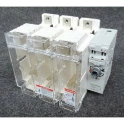 SCHNEIDER ELECTRIC Interrupteur Sectionneur 160A 3P à Fusible Din 0 TeSys GS SCHNEIDER GS2L3