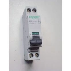 SCHNEIDER ELECTRIC Disjoncteur 32A 1P+N Courbe C 10KA DT40N (remplacé Par A9N21369) SCHNEIDER 21369