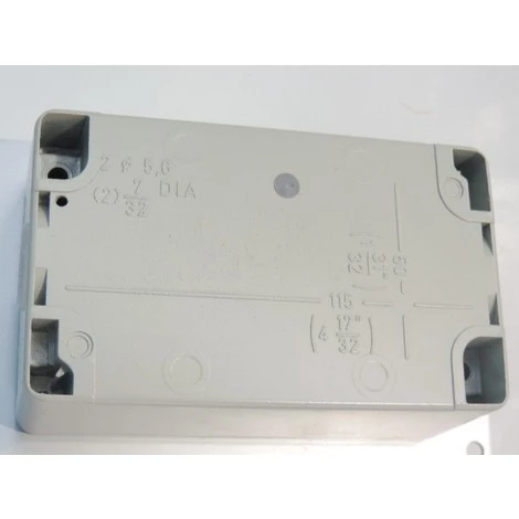 SCHNEIDER ELECTRIC Boîte à Serrure Et Clé 3 Positions (sans Ressort De Rappel) Métal Encastrée Inviolable Avec BP D'arret IP43 SCHNEIDER XAPS24331 2 SCHNEIDER ELECTRIC Boîte à Serrure Et Clé 3 Positions (sans Ressort De Rappel) Métal Encastrée Inviolable Avec BP D'arret IP43 SCHNEIDER XAPS24331 – Image 2