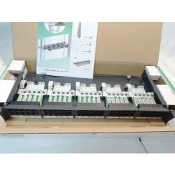 SCHNEIDER ELECTRIC Panneau Coulissant 50 Ports 19" 1U 2 Rangées équipé Telecom RJ11 Pour Baie Et Coffret VDI ACTASSI LEXCOM SCHNEIDER VDIG141501